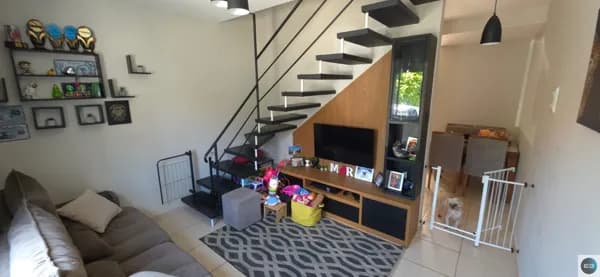 Sobrado em São José dos Campos - Jardim São Judas Tadeu