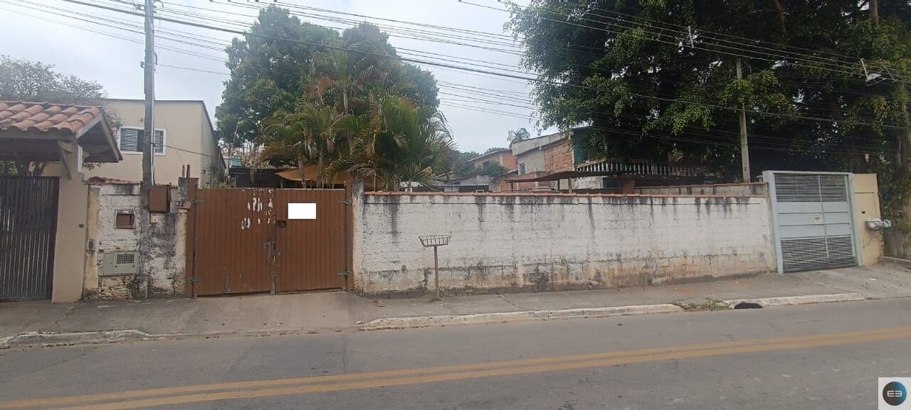 Casa térrea no Santa Hermínia