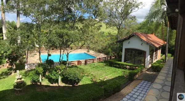Sítio em Santa Branca