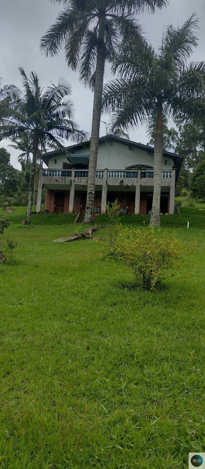 Lindo sítio em Santa Isabel 4 alqueires