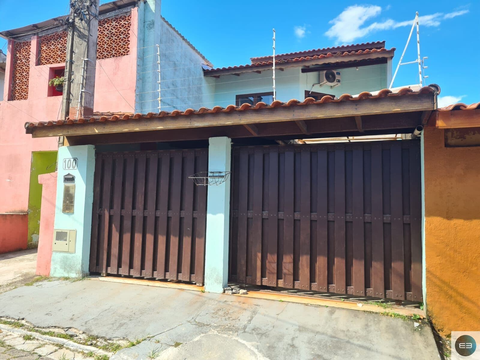 Sobrado na Praia Preta
