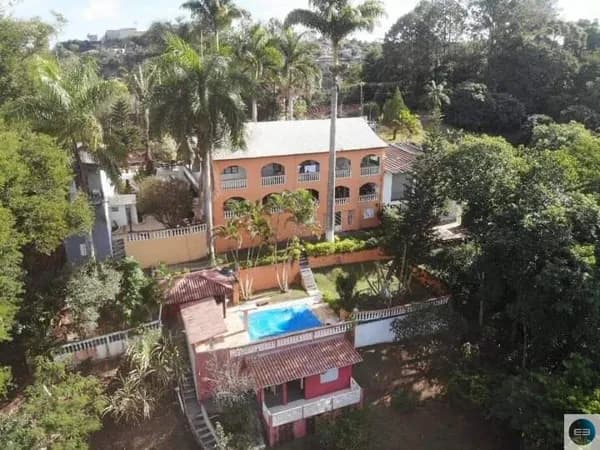 Chácara na represa em Igaratá