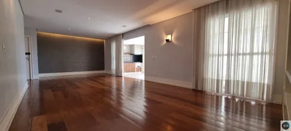 Apartamento na Vila Ema