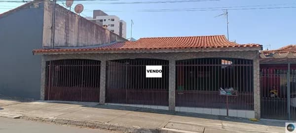 2 casas no mesmo terreno