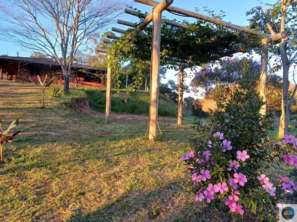 Chácara com lago em Taubaté