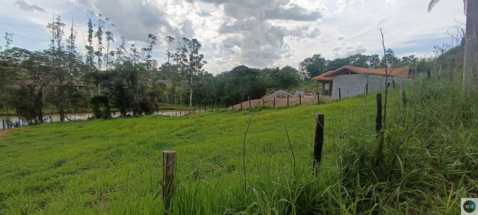 Terreno em Condomínio em Área Rural de Jacareí, Jacareí/SP