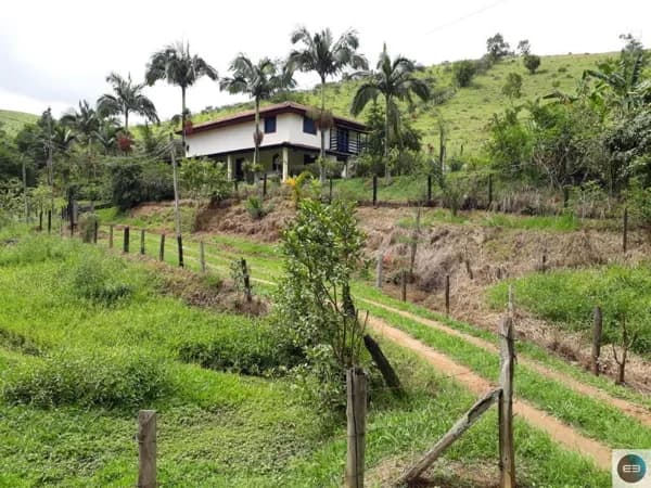 Sítio com 65 mil metros em SJCampos