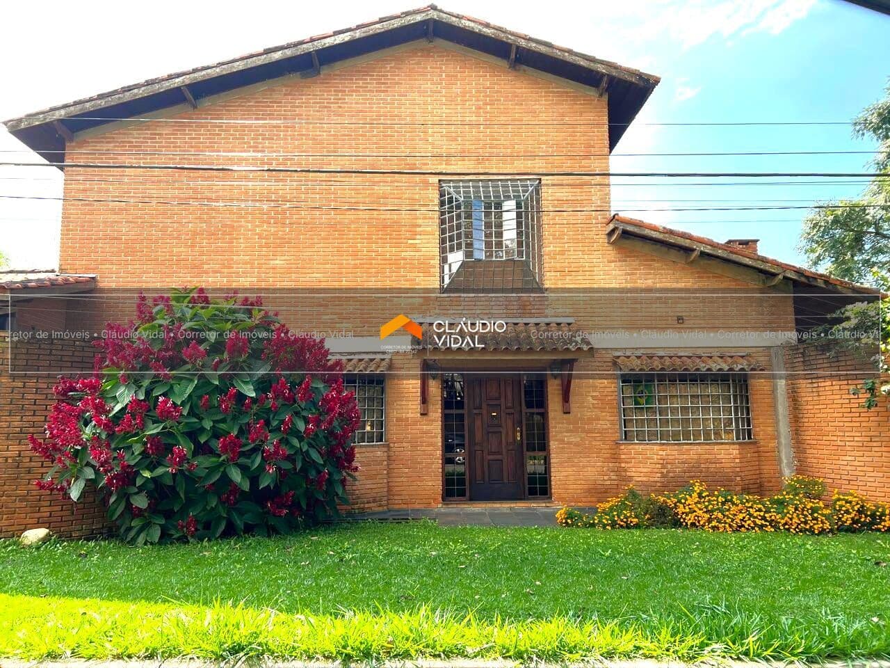 Linda casa Duplex 2/4 (1 Suíte) com ampla área verde no Parque Terceiro Lago em São Paulo