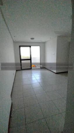 Ótimo apartamento com 81 m², 3/4 no Stiep em Salvador – BA