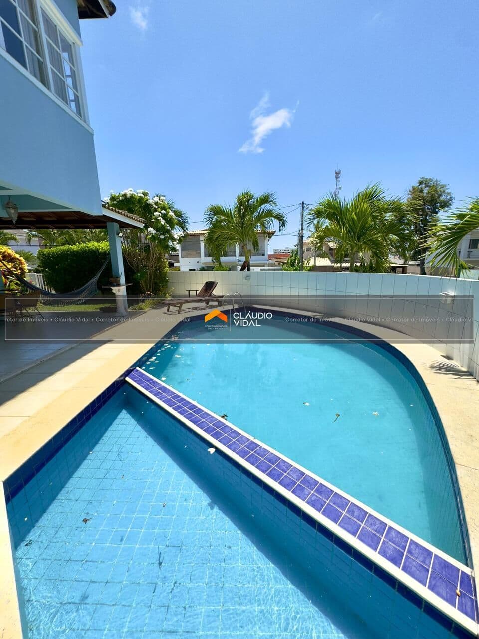 Excelente casa duplex com área de lazer privativa, 5/4, Portão, Lauro de Freitas - BA