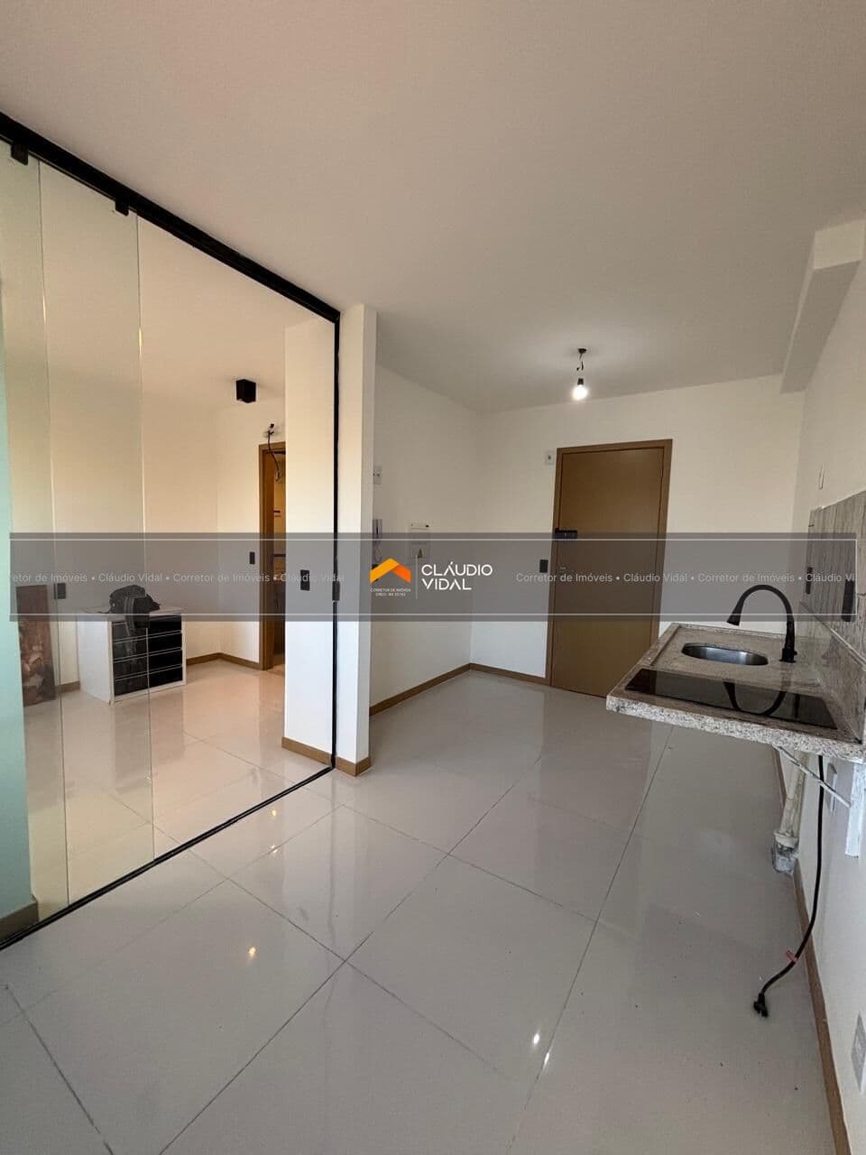 Novíssimo:Apartamento 1/4 com suíte em Ondina, Salvador - BA