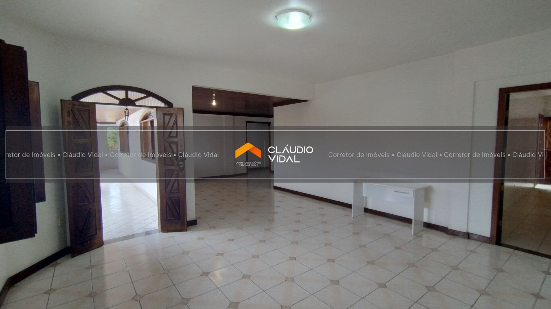 Ponto Comercial ou Moradia: Excelente localização , amplo e pronto para utilização em Mussurunga I