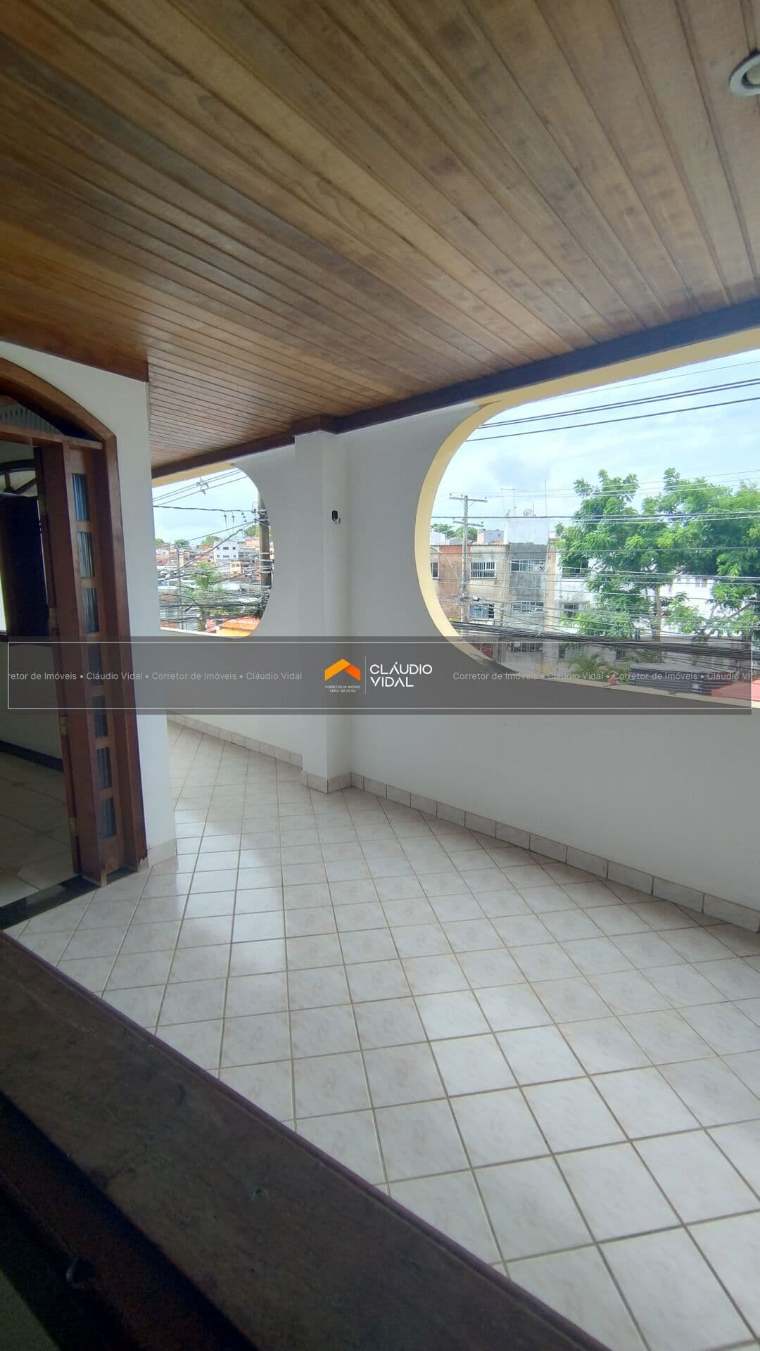 Ponto Comercial ou Moradia: Excelente localização , amplo e pronto para utilização em Mussurunga I