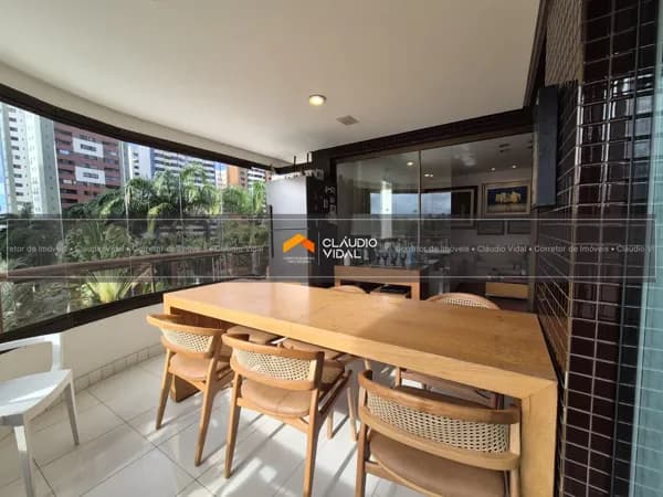 Lindíssimo apartamento decorado com 4/4 (3 suítes) no Pituba Ville