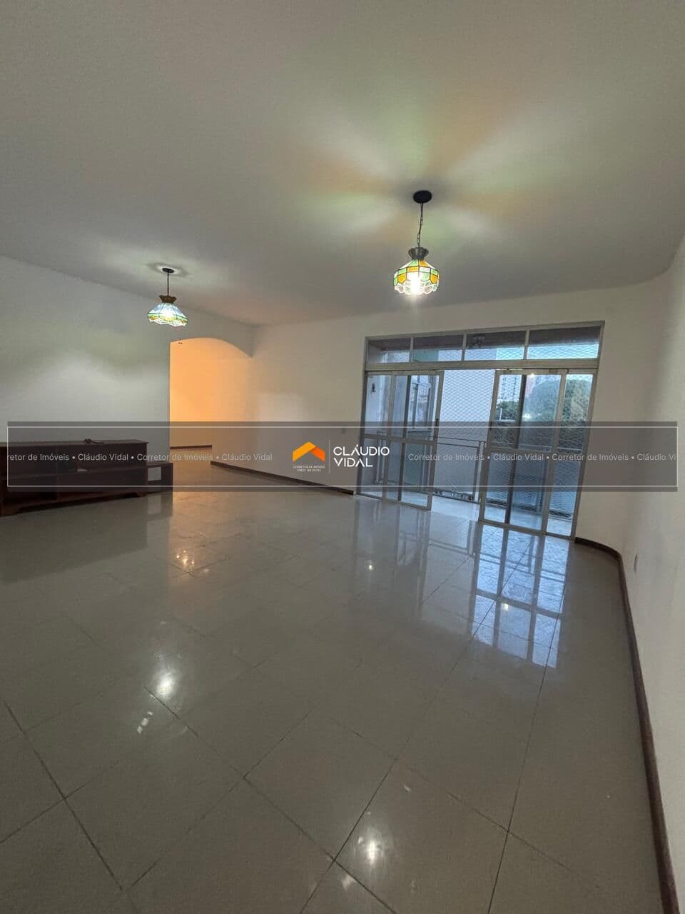 Elegância e 140m² de amplitude no coração do Canela/Campo Grande