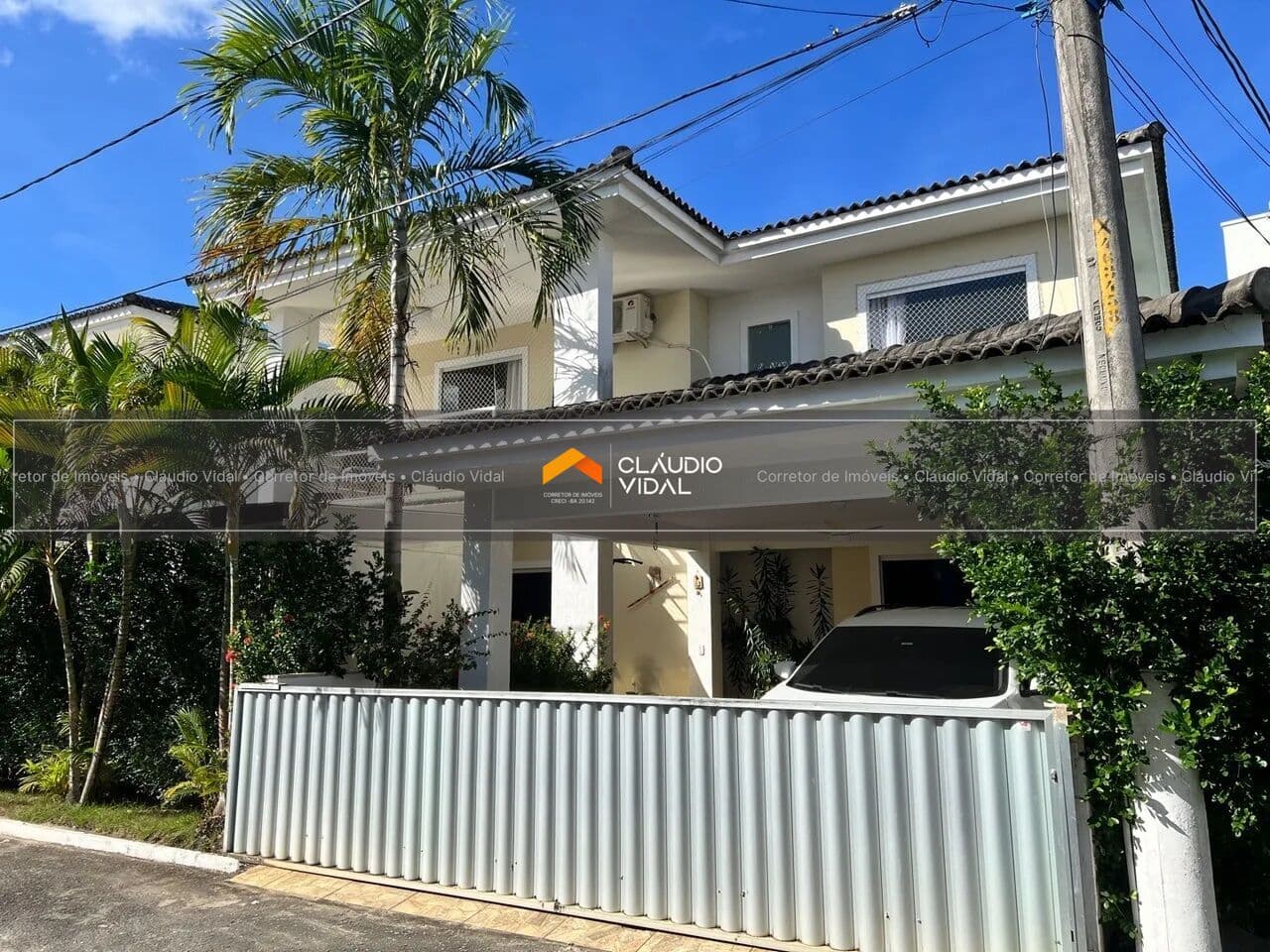 Casa duplex PORTEIRA FECHADA, 325 m2, 4/4, Buraquinho, Lauro de Freitas - BA