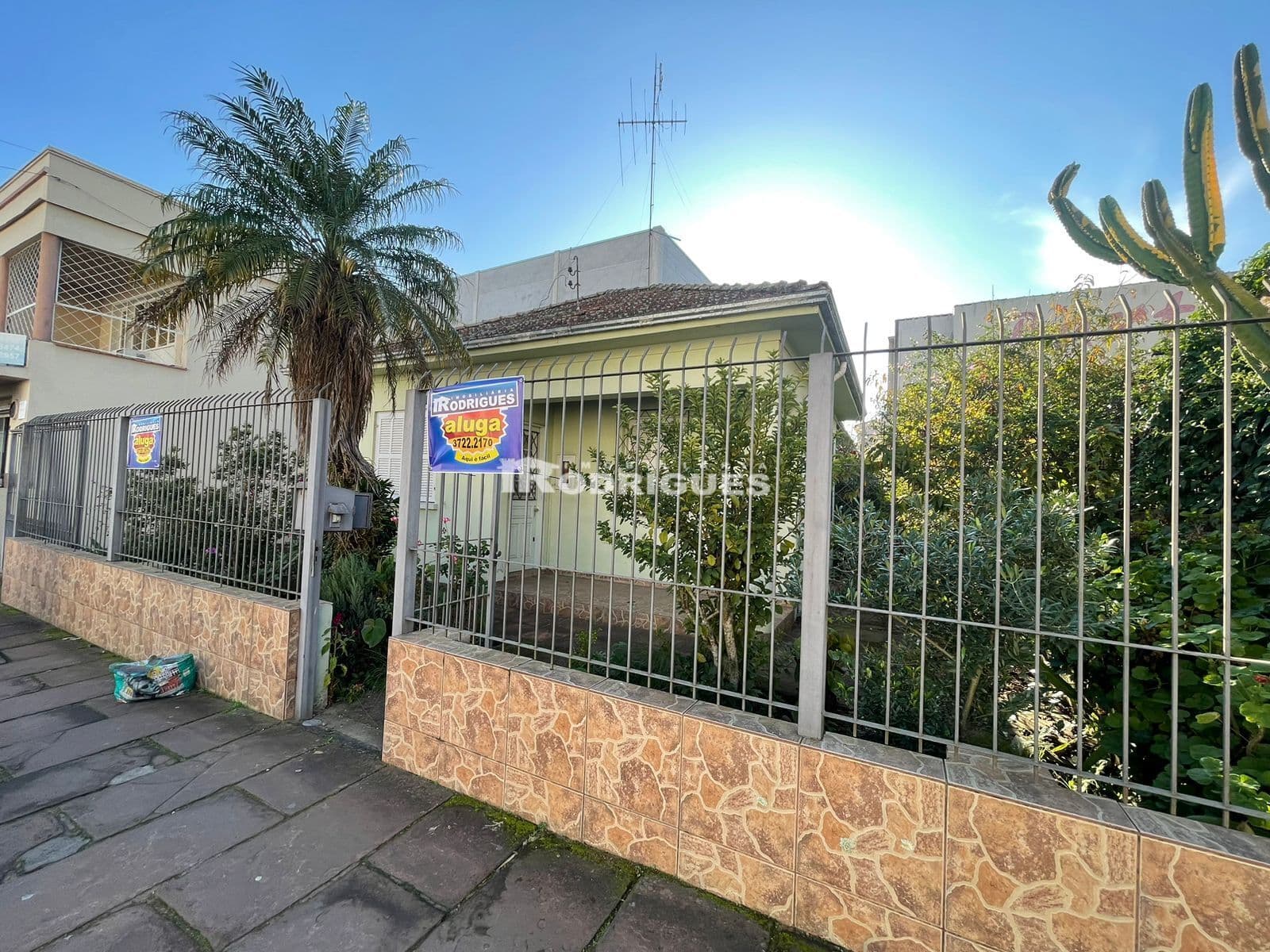 Casa Comercial
