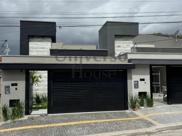Casa de 3 suítes à venda no Jardim Atlântico, Goiânia/GO