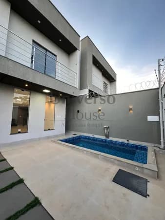 Sobrado Alto Padrão em Setor Três Marias, Goiânia/GO