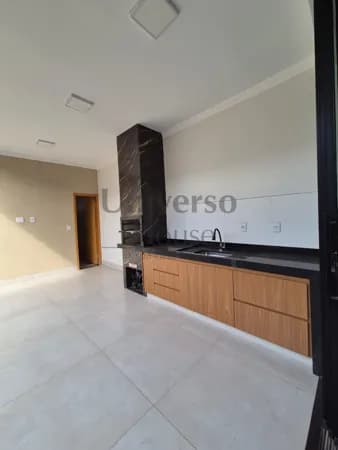 Casa localizada no Residencial Canadá, Goiânia/GO