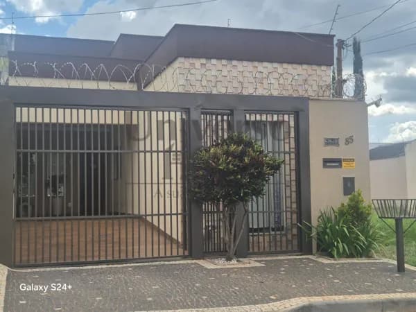Casa em Três Marias - Goiânia/GO