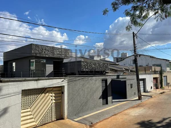 Casa Alto Padrão em Goiânia 2, Goiânia/GO