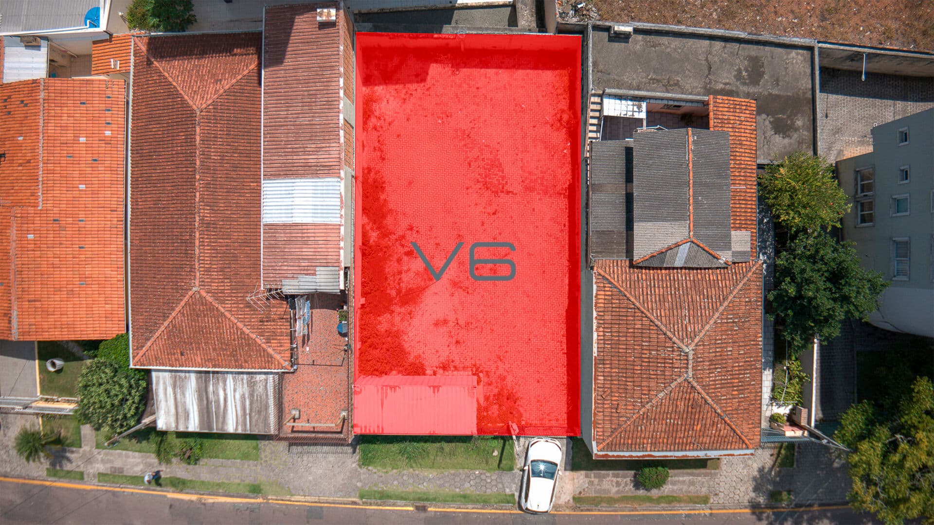Terreno com 234,5m² privativos, no bairro Campina do Siqueira, Curitiba - PR.
