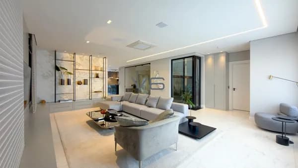 Casa Alto Padrão com 541m² privativos, 3 suítes, 6 vaga de garagem, no Pilarzinho, Curitiba - PR.