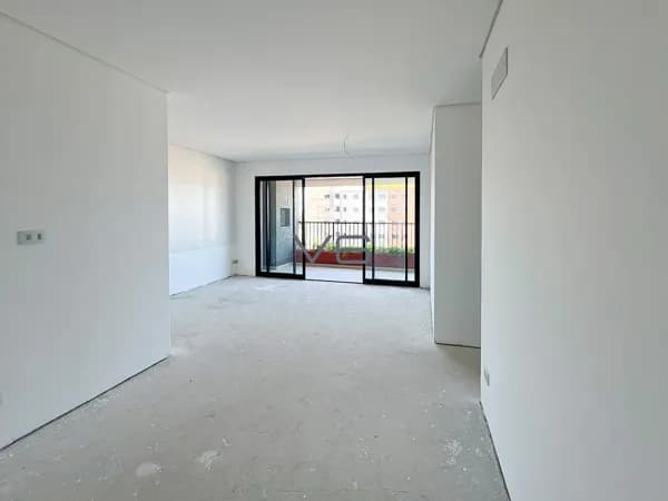Apartamento Padrão com 75,14m² privativos, 3 quartos, 1 vaga de garagem, no Novo Mundo, Curitiba - PR.