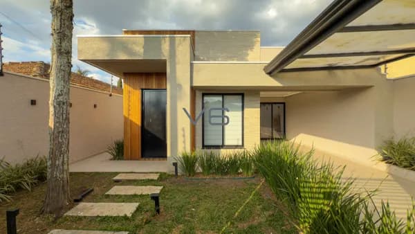 Casa com 104,28m² privativos, 3 quartos, 2 Suítes, 2 Vagas de Garagem, no São Braz, Curitiba-PR.