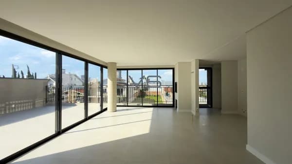 Apartamento Garden Alto Padrão com 203,71m² privativos, 3 suítes, 2 vagas de garagem, no São Pedro, São José dos Pinhais - PR.