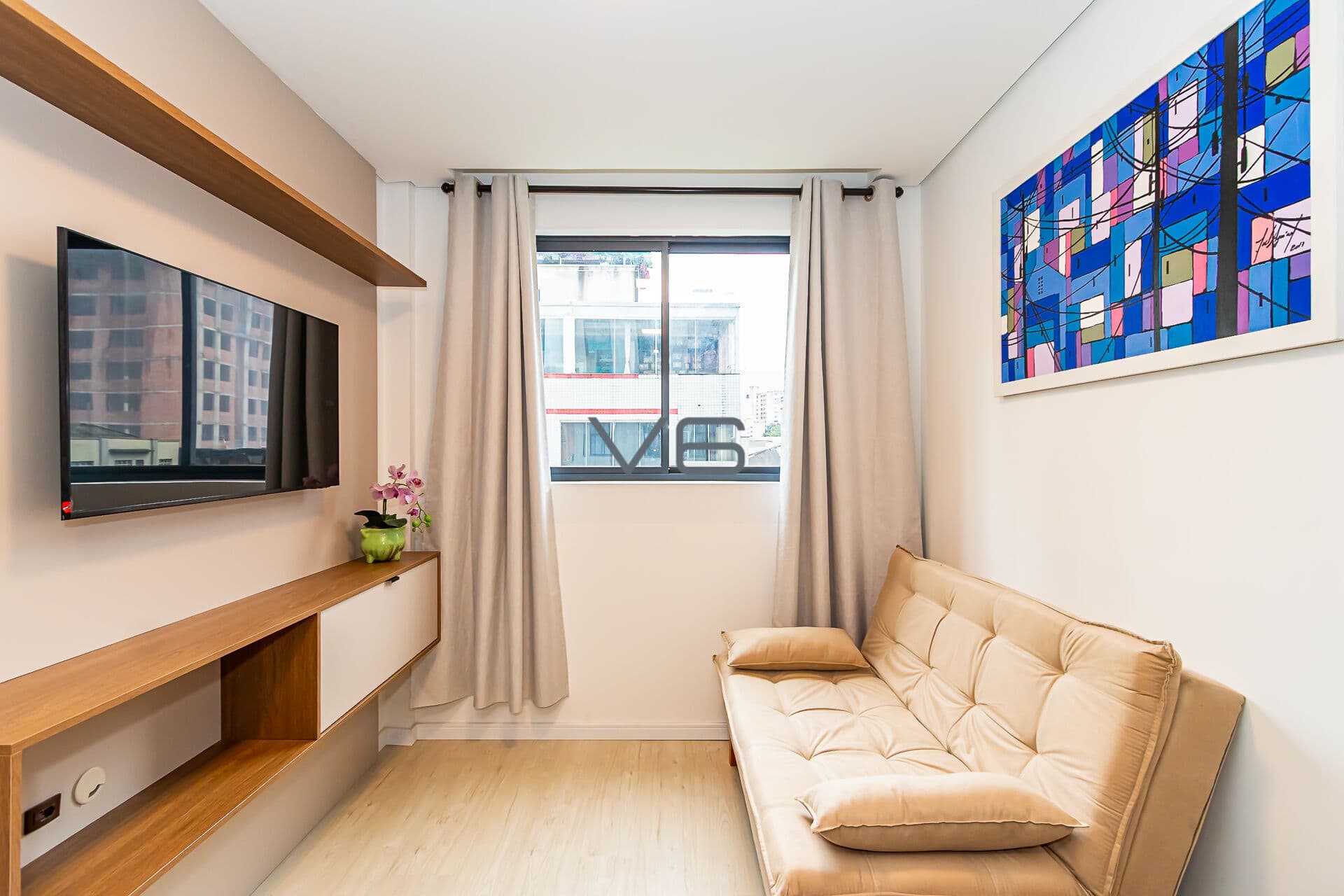 Apartamento Studio com 1 quarto, 32m² privativos, no Centro, Curitiba - PR.