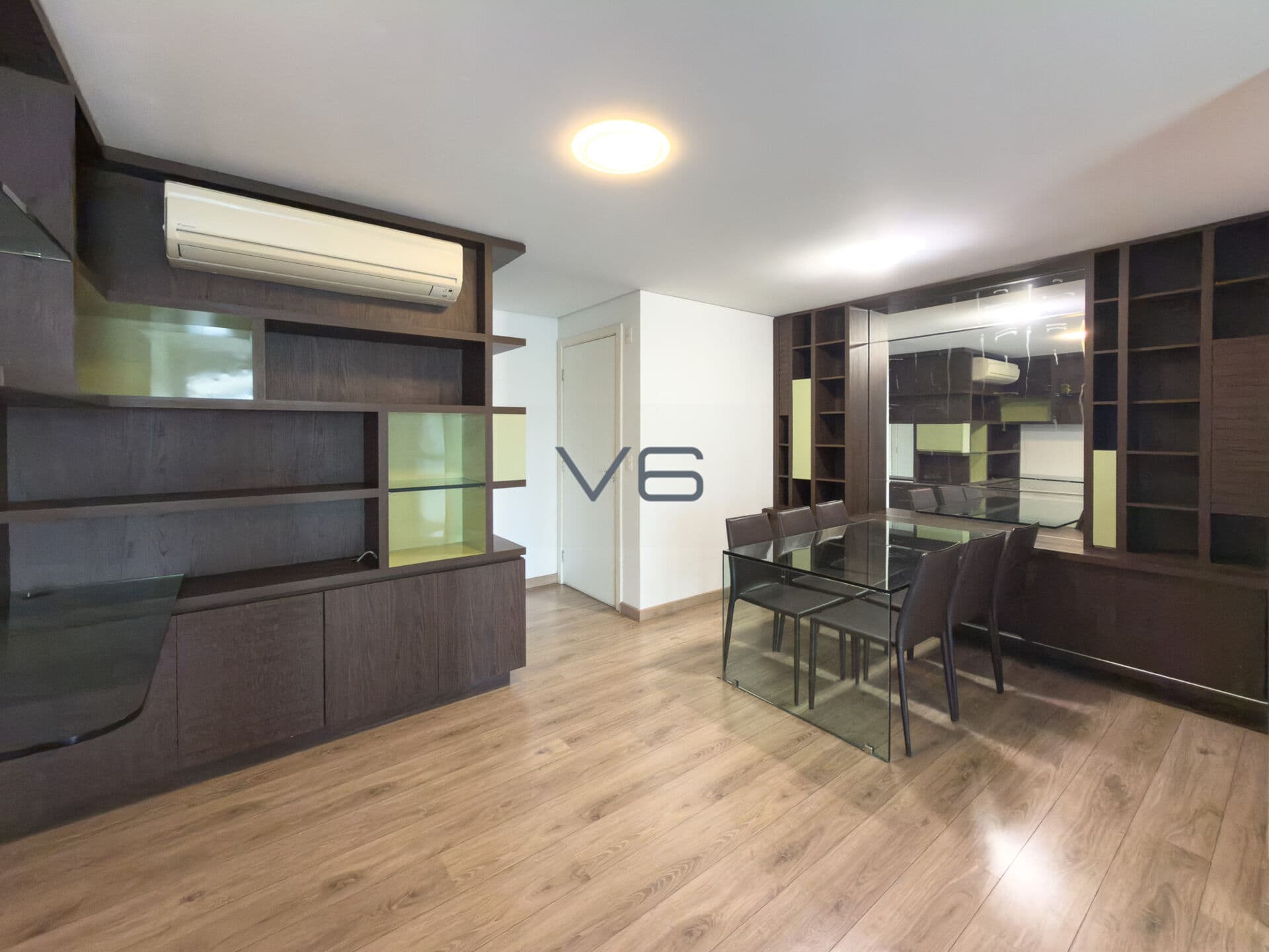 Apartamento Alto Padrão com 89m² privativos, 2 Quartos, 2 vagas de garagem, no Juvevê, Curitiba - PR.