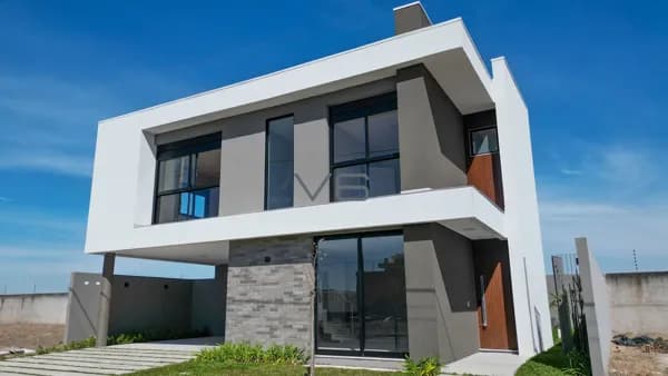 Casa Sobrado, com 3 quartos, 185 m² privativos, São José dos Pinhais - PR.