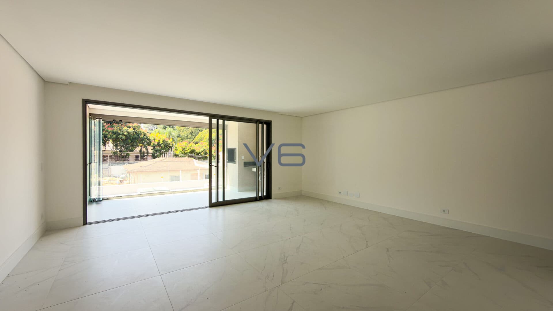 Apartamento Alto Padrão com 3 suítes, 3 vagas de garagem, 148m² privativos, no Alto da Glória, Curitiba - PR.