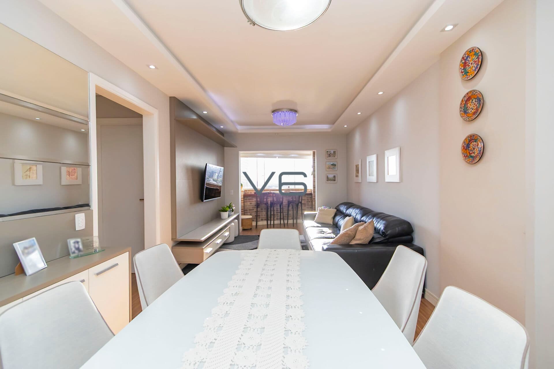 Apartamento com 89 m² privativos, 3 quartos, 1 vaga de garagem , no Água Verde, Curitiba-PR.