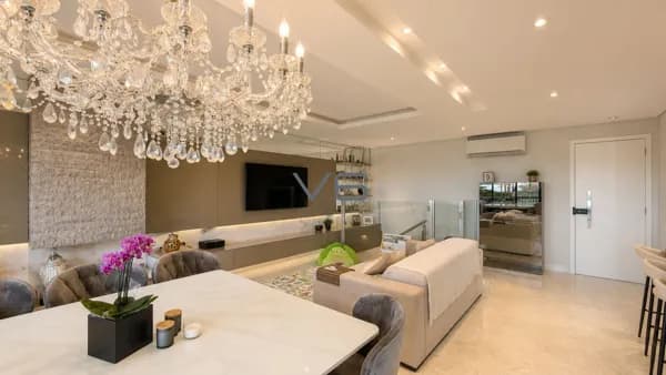 Apartamento Cobertura Duplex com 2 suítes, 2 vagas de garagem, 135m² privativos, no Bigorrilho, Curitiba - PR.