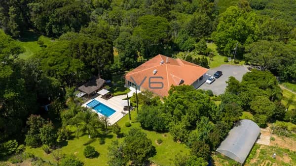 Chácara com 156.000 m² de terreno em Campo Largo, Paraná.