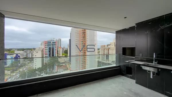 Apartamento Alto Padrão com 2 quartos, 2 suítes, 2 vagas de garagem, 121,08m² privativos, no Champagnat, Curitiba-PR.