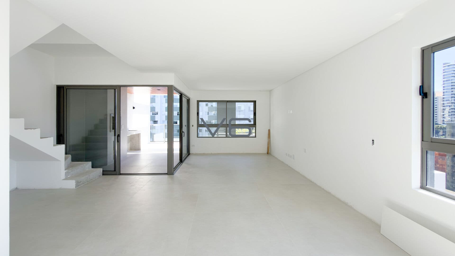 Apartamento Cobertura Duplex com 3 suítes, 159 m² privativos, 3 vagas de garagem, no Água Verde, Curitiba - PR.