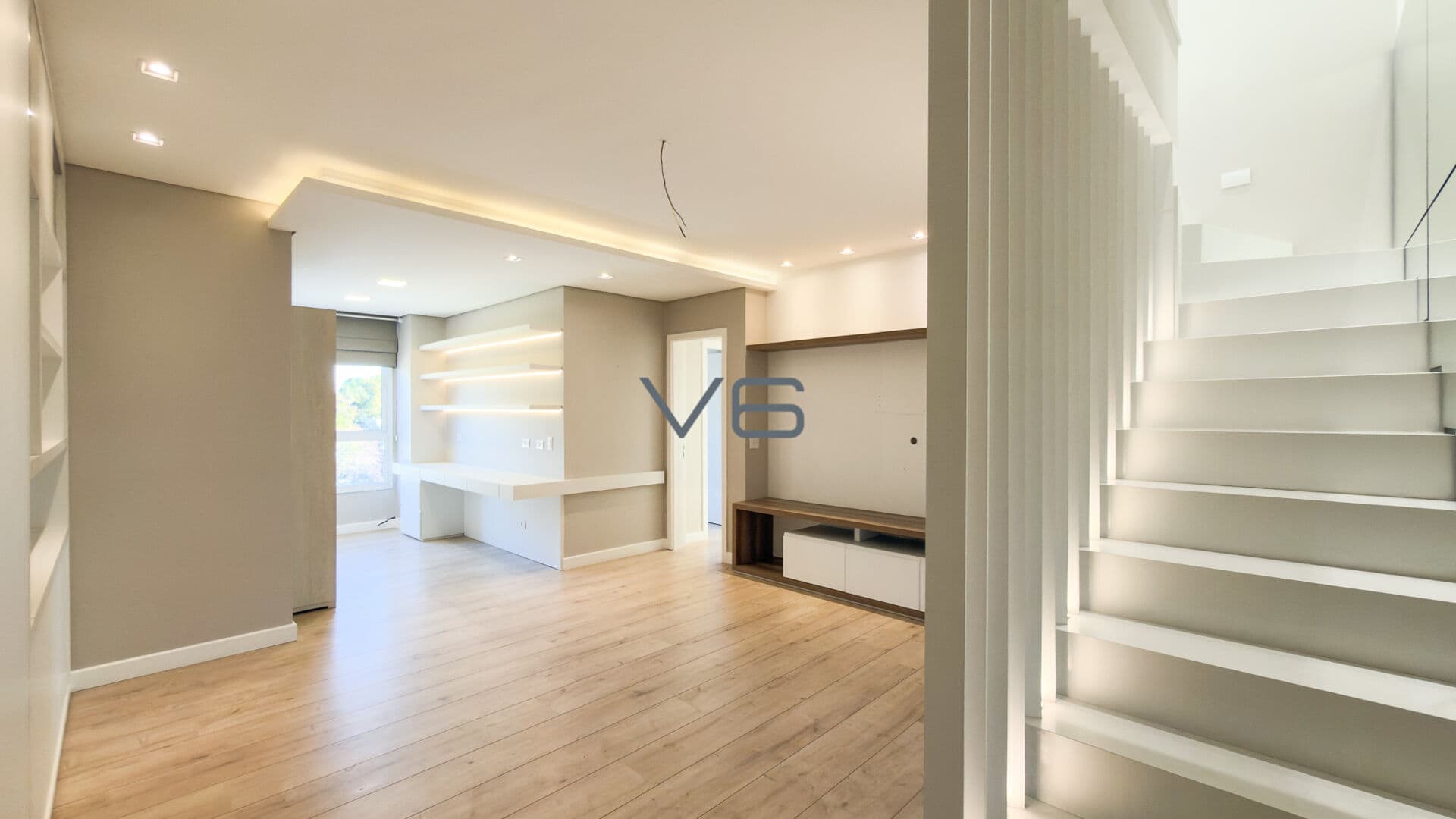 Apartamento Cobertura Duplex com 3 quartos, 3 vaga de garagem, 114m² privativos, no Hugo Lange, Curitiba - PR.