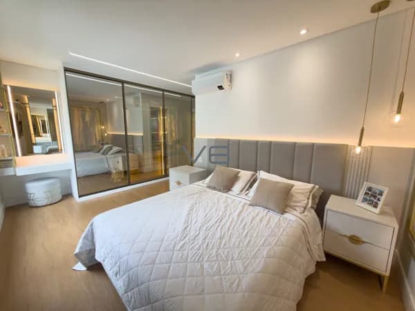 Apartamento Alto Padrão com 3 quartos, 2 vagas de garagem, 131,16m² privativos, no Cabral, Curitiba - PR.
