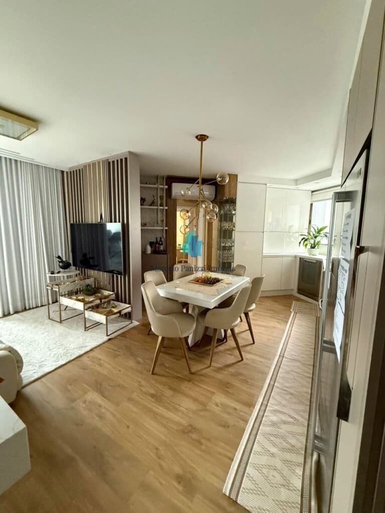 Apartamento Semimobiliado