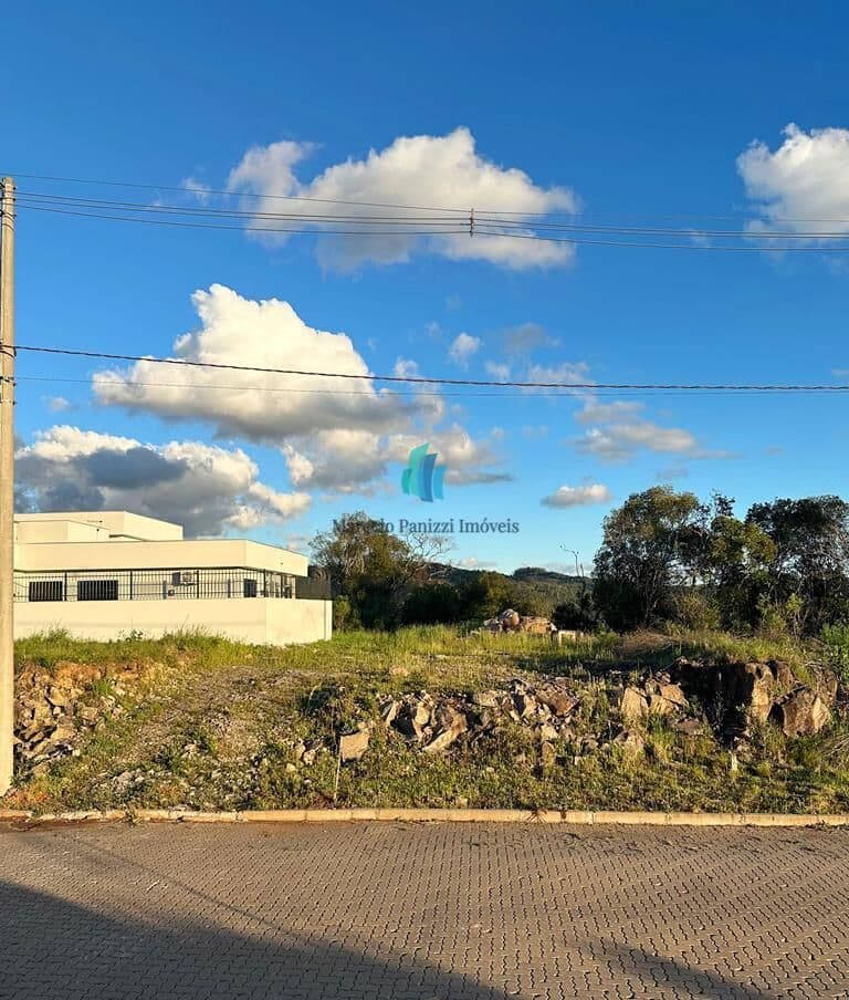 Lote/Terreno em Bento Gonçalves - Barracão