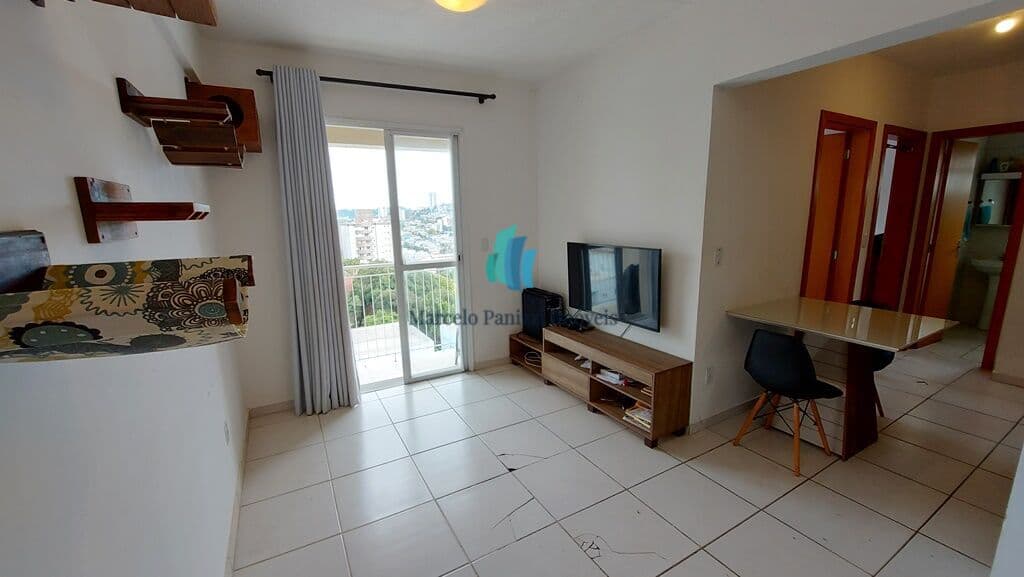 Apartamento Semimobiliado