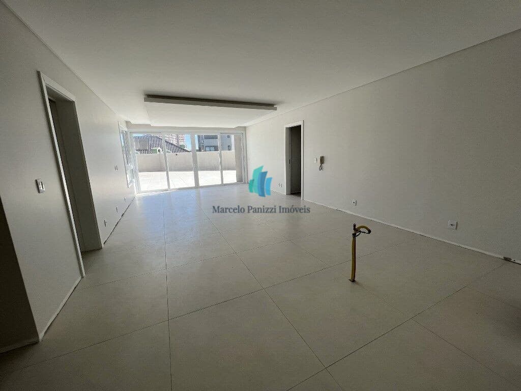 Apartamento com Amplo Terraço