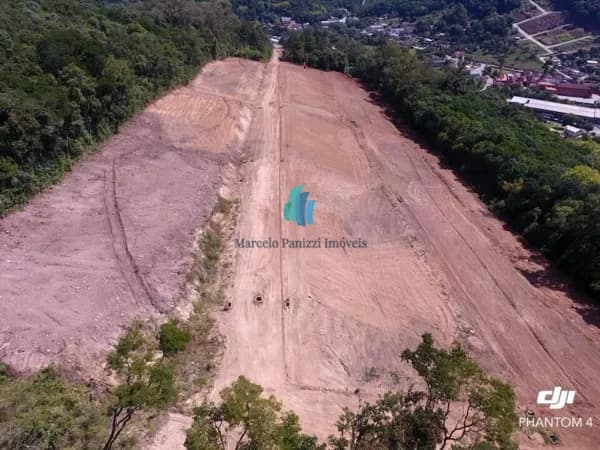 Terrenos (Em obras)