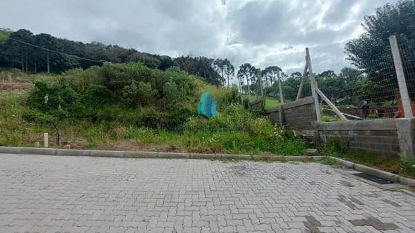 Terreno em Loteamento Fechado