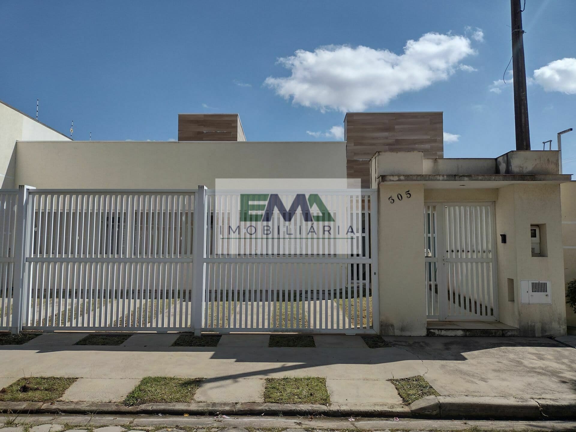 CASA TÉRREA PERUIBE 180M²