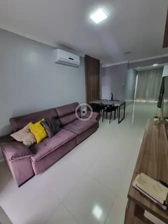Apartamento Semi mobilado
